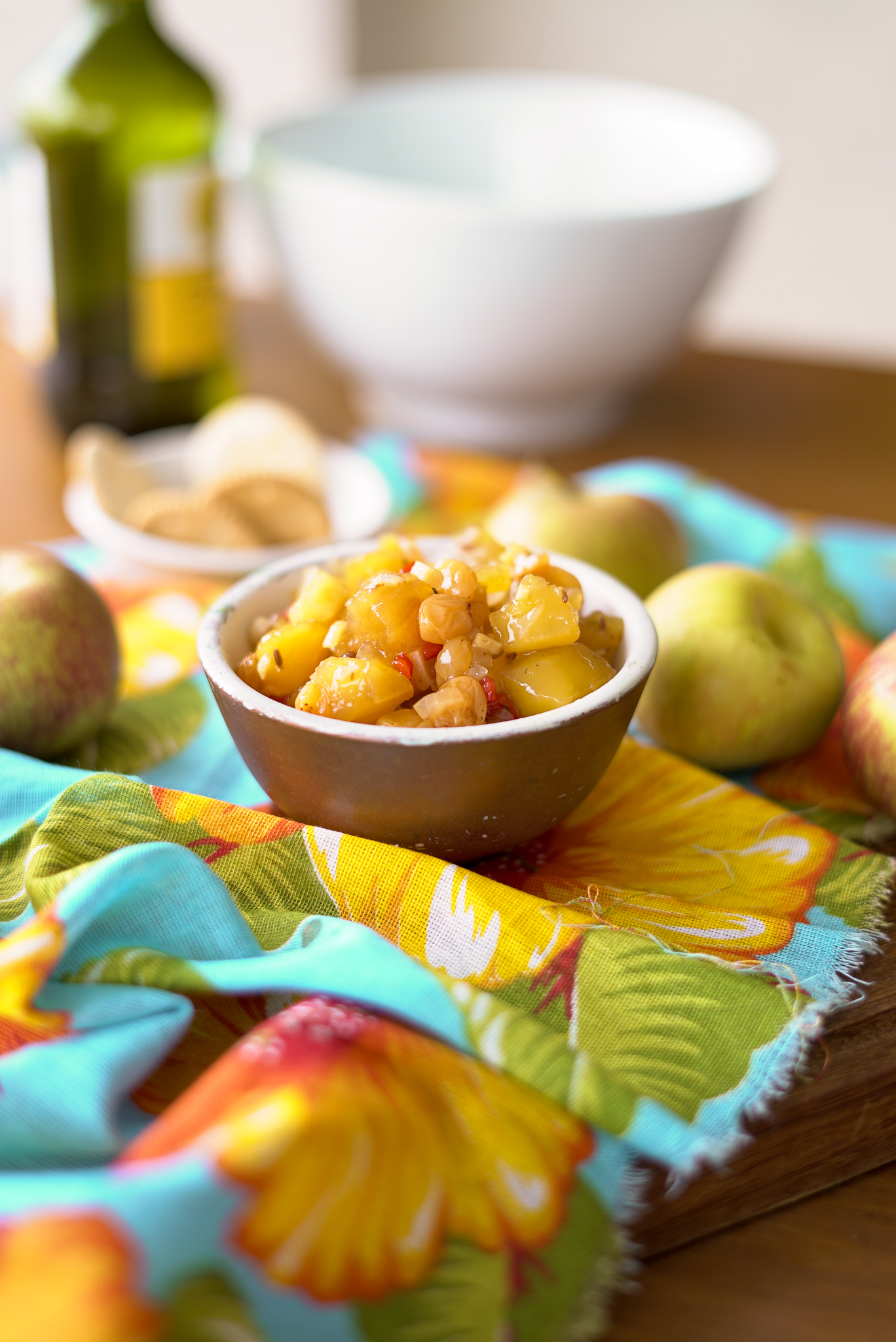 Chutney de maçã com uva passa agridoce